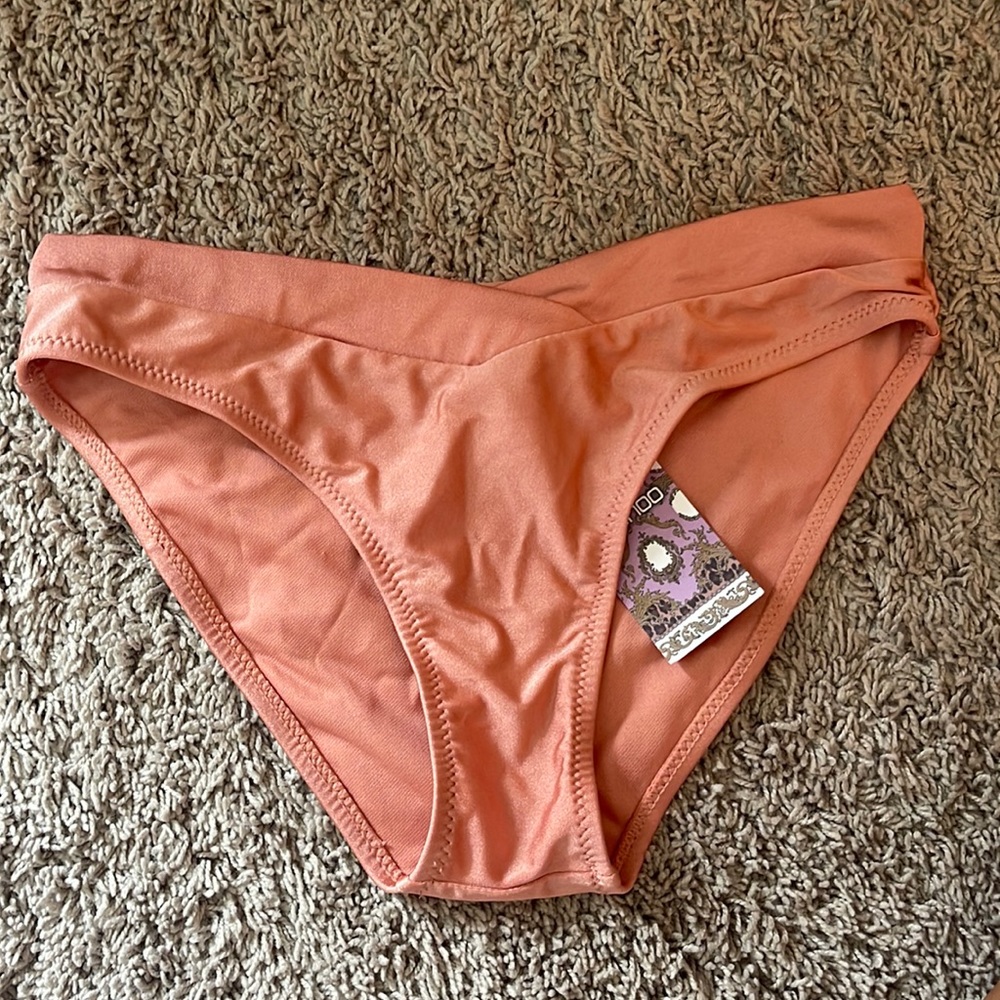 NWT! Bikini bottoms
